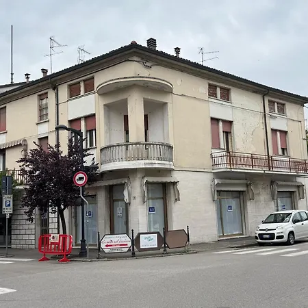 Ardelean - Palazzo Ardelean, شقة Conselice